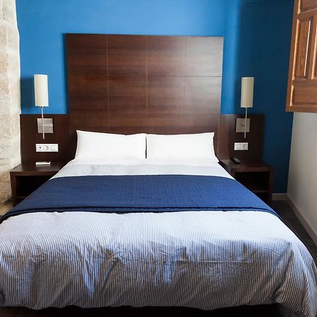 Apartamentos Sol De Mayo Убеда Екстер'єр фото