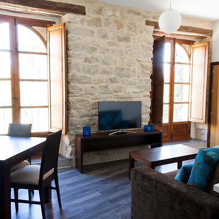 Apartamentos Sol De Mayo Убеда Екстер'єр фото