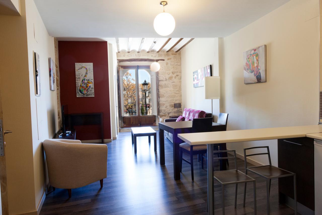 Apartamentos Sol De Mayo Убеда Екстер'єр фото